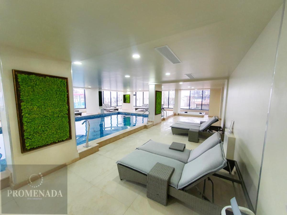 Royale Sundance Studio 7 Beach Spa & Pool Mamaia Nord מראה חיצוני תמונה